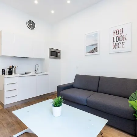 1 Cassini - Magnifique Studio Climatise - Place Garibaldi Appartement