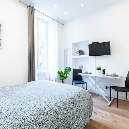 1 Cassini - Magnifique Studio Climatise - Place Garibaldi