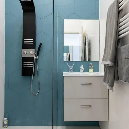 1 Cassini - Magnifique Studio Climatise - Place Garibaldi